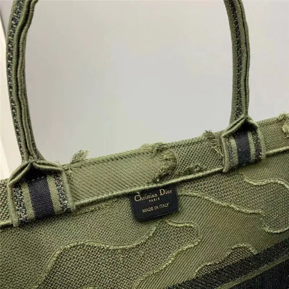 ディオール オブリーク エンブロイダリー ディオール ブック トート