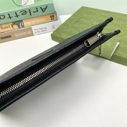 グッチ ビューティーケース インターロッキングG付き – BG008