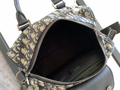 ディオール リンゴット 26 バッグ ビギン＆ブラック ディオール オブリーク ジャカード – DIO045