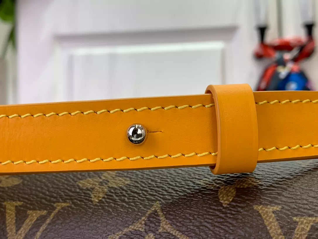 ルイ・ヴィトン スティーマー ウェアラブルウォレット イエロー サフラン モノグラム マカッサル – LW146
