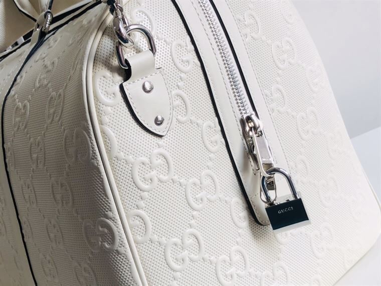 グッチ GGエンボス加工 ダッフルバッグ – BG015