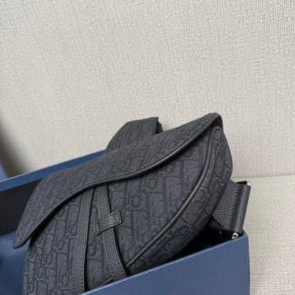 サドルバッグ ベージュ＆ブラックDior オブリーク ジャカード |DlOR