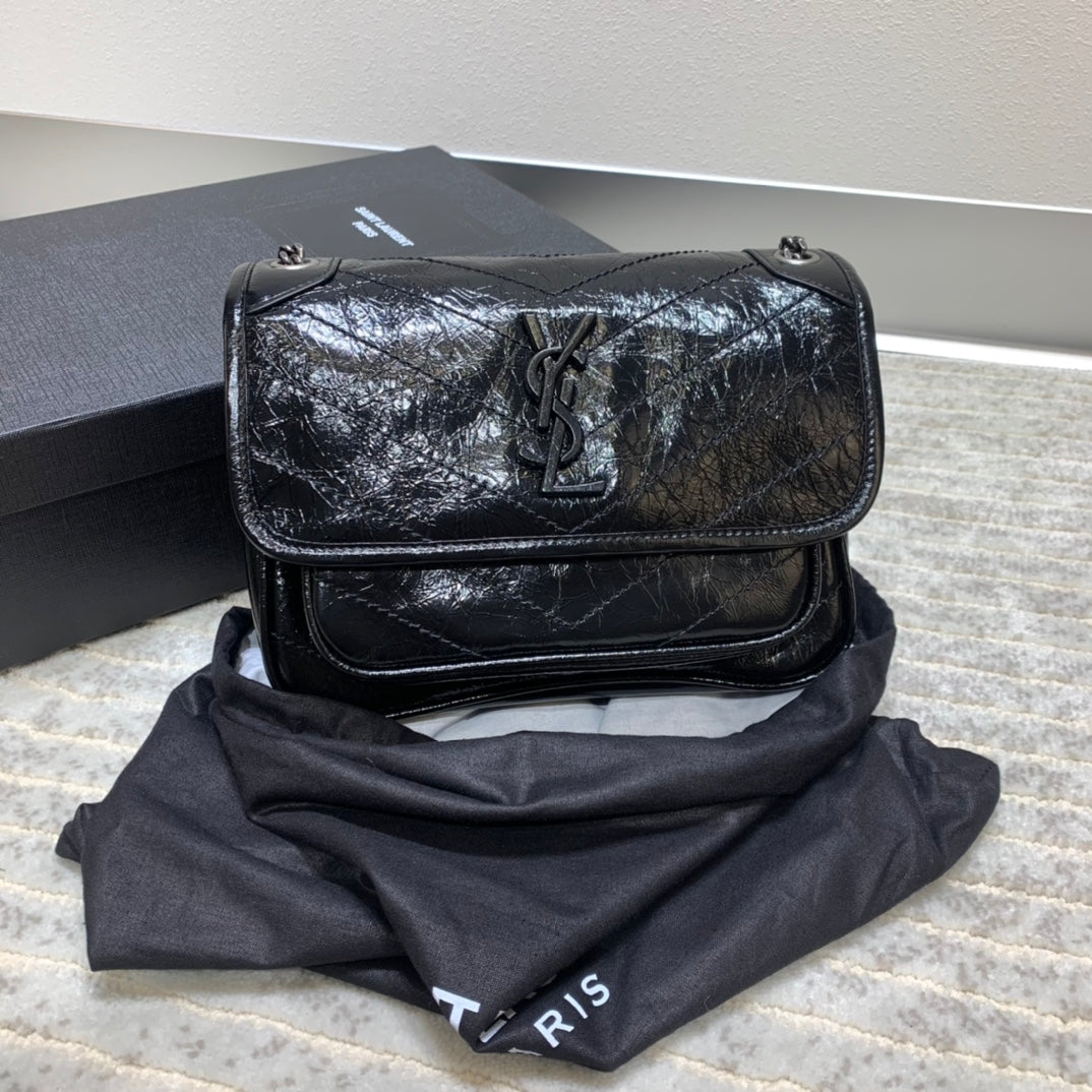 YSL ニキ ミニ フラップバッグ