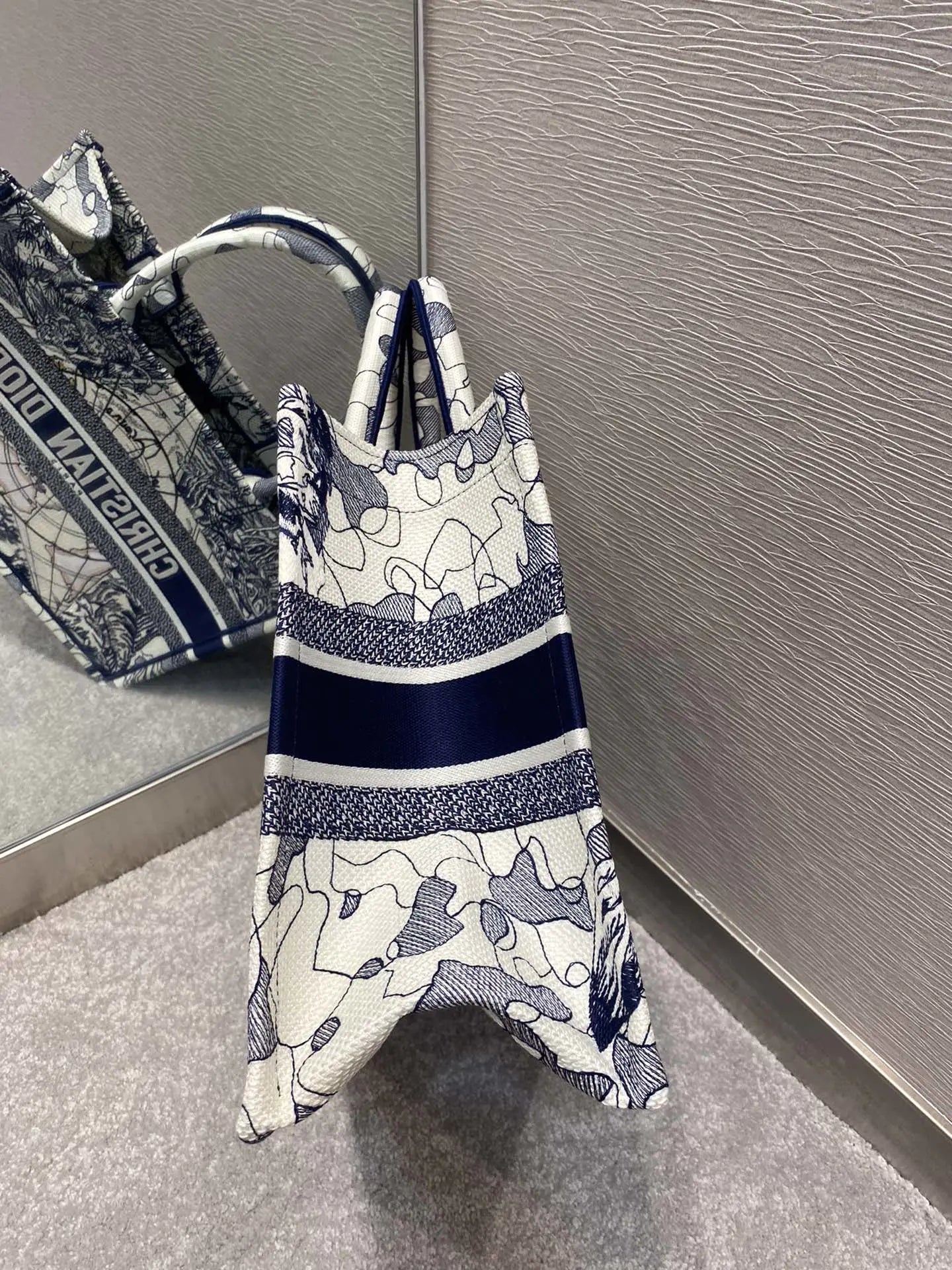 ディオール ブックトート