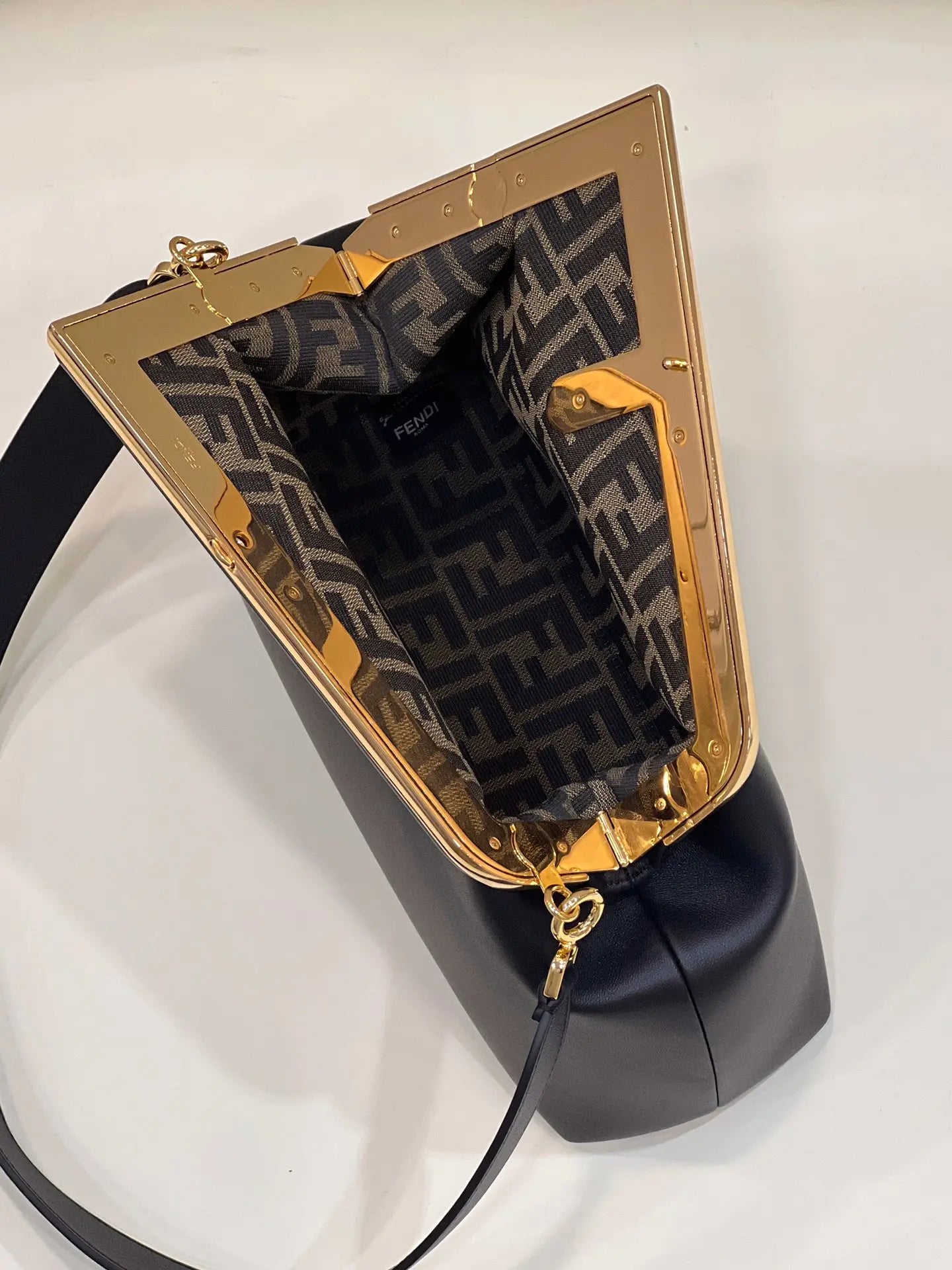 フェンディファースト