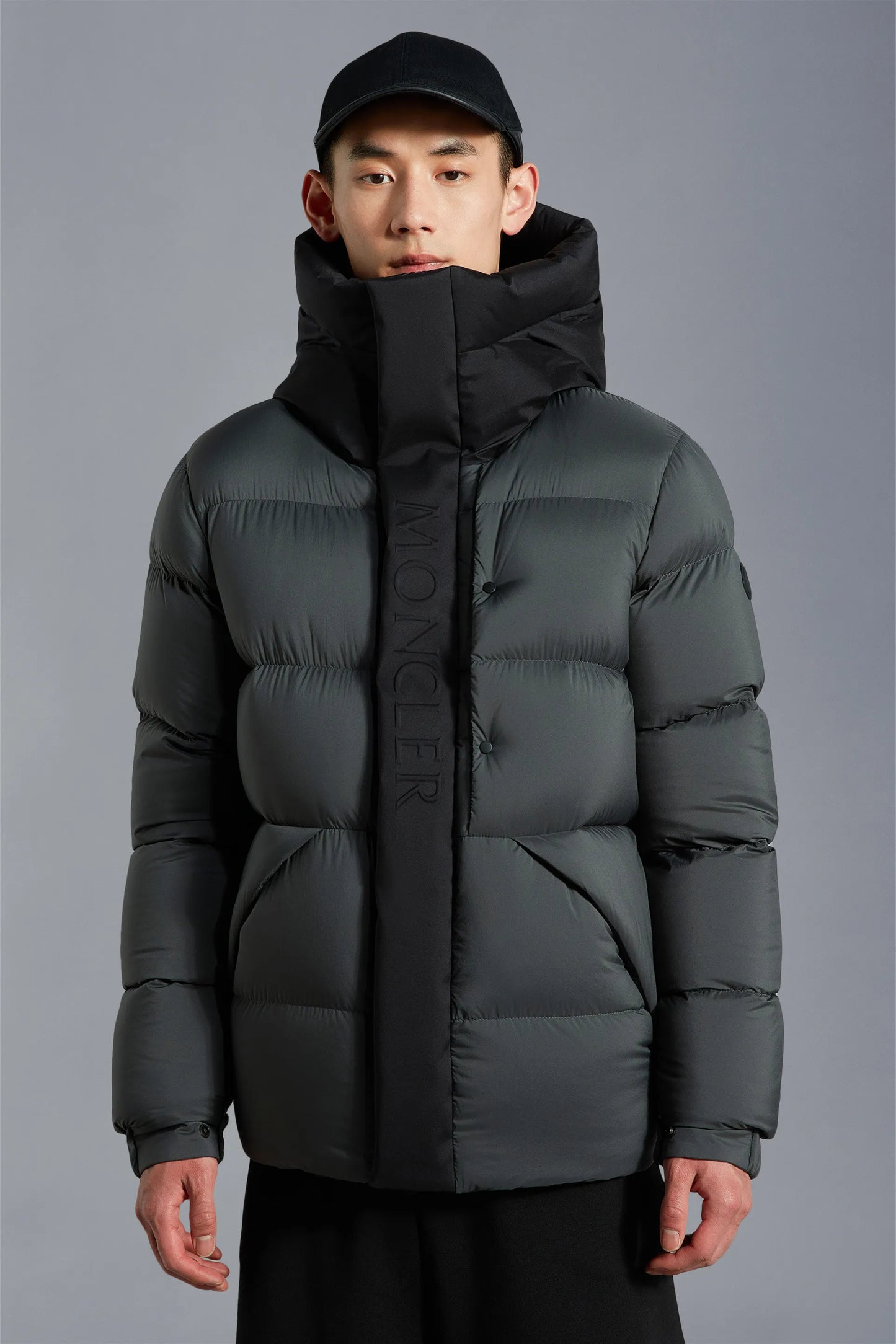 MONCLER★Madeira ショートダウンジャケット 送料無料、代金引換