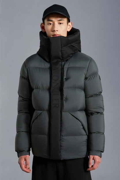 MONCLER★Madeira ショートダウンジャケット 送料無料、代金引換