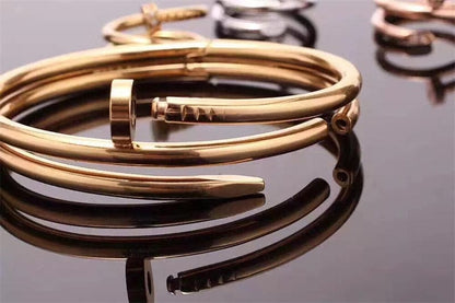 CARTIER JUSTE UN CLOU BRACELET ジュスト アン クル ブレスレット