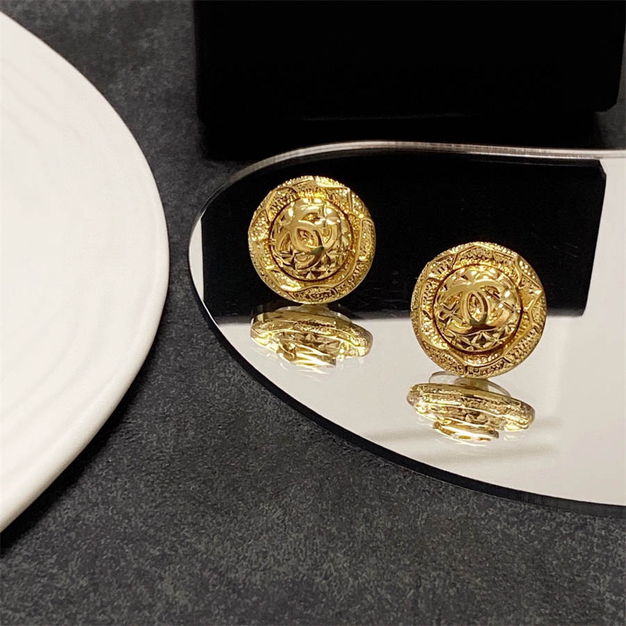 シャネルのミッドヴィンテージイヤリング