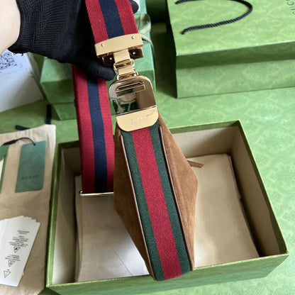 グッチ アタッシュ スモール ショルダーバッグ