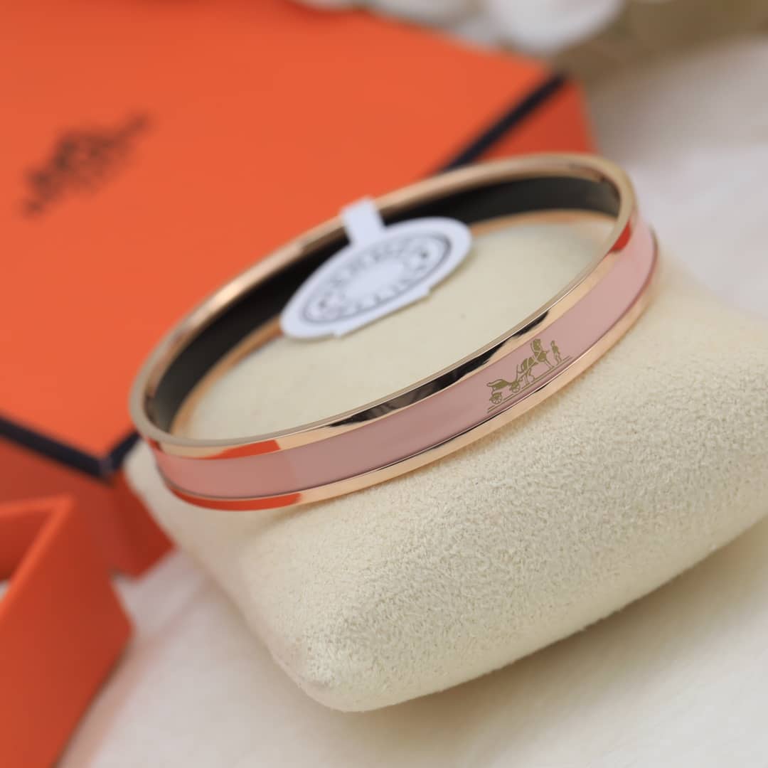 エルメスのクラシックブレスレットのおすすめ