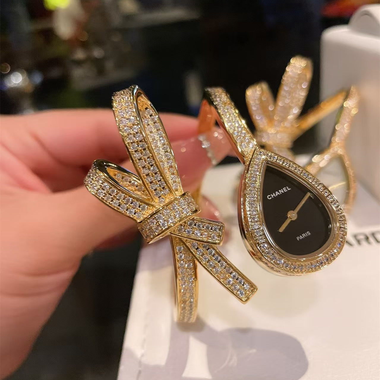 シャネル ボウ ダイヤモンド レディース ウォッチ