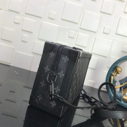 ルイ・ヴィトン ソフトトランク モノグラム エクリプス – LVB060