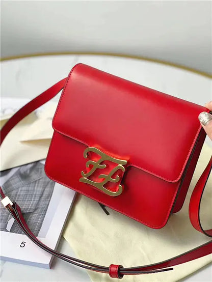 フェンディ カーリグラフィー バッグ