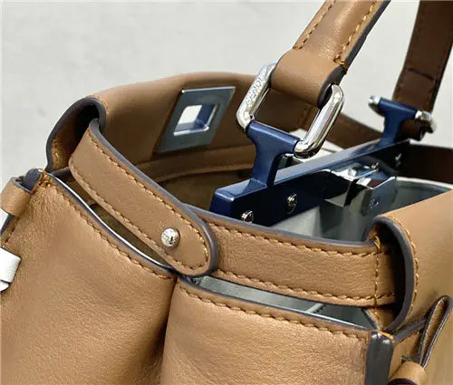 フェンディ ピーカブーバッグ