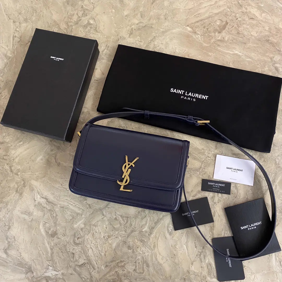 ソルフェリーノ ミドルサッチェル（ラッカー仕上げのエアーズ）