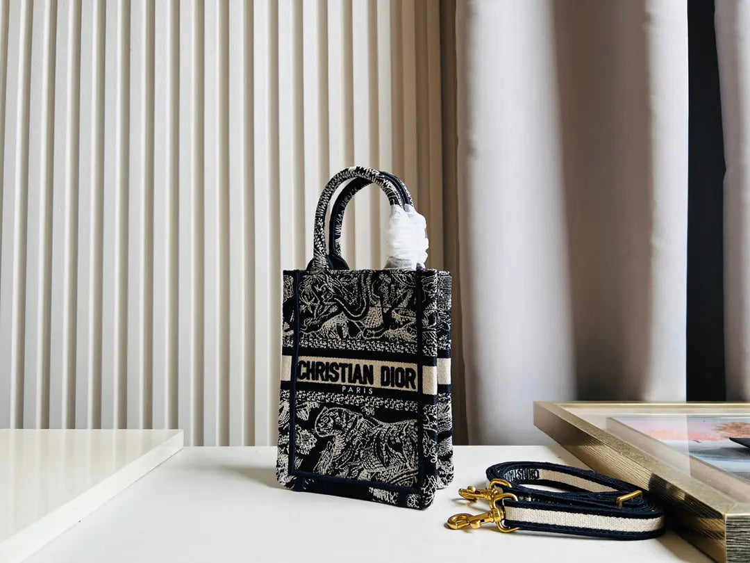 クリスチャン・ディオール ミニブックトート フォンバッグ