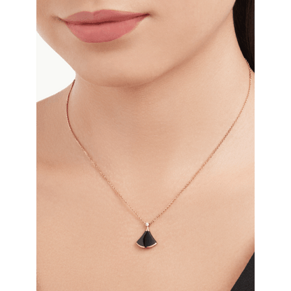 ブルガリ ディーヴァ ドリーム ネックレス