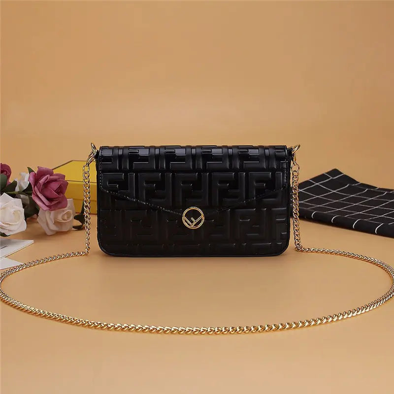 フェンディの3ピースウォレット