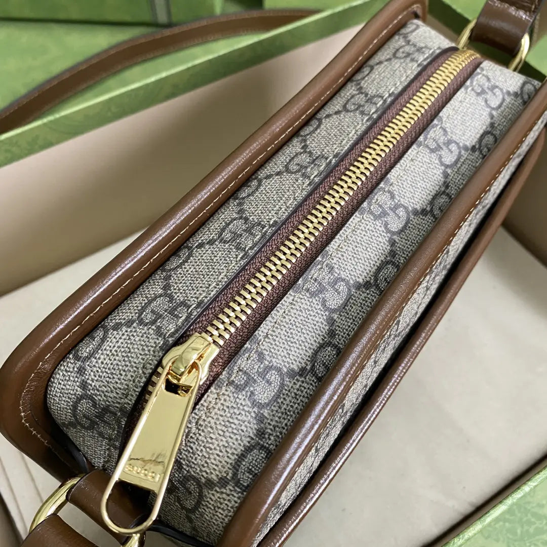 GGショルダーバッグ