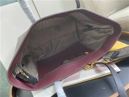 フェンディ FF ショッピングバッグ