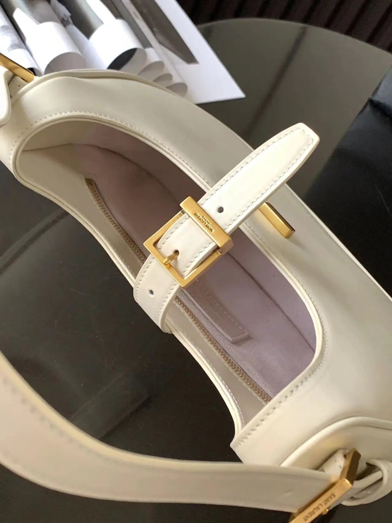 LE 5 7 ホーボーバッグ（ベジタブルタンニンレザー製）