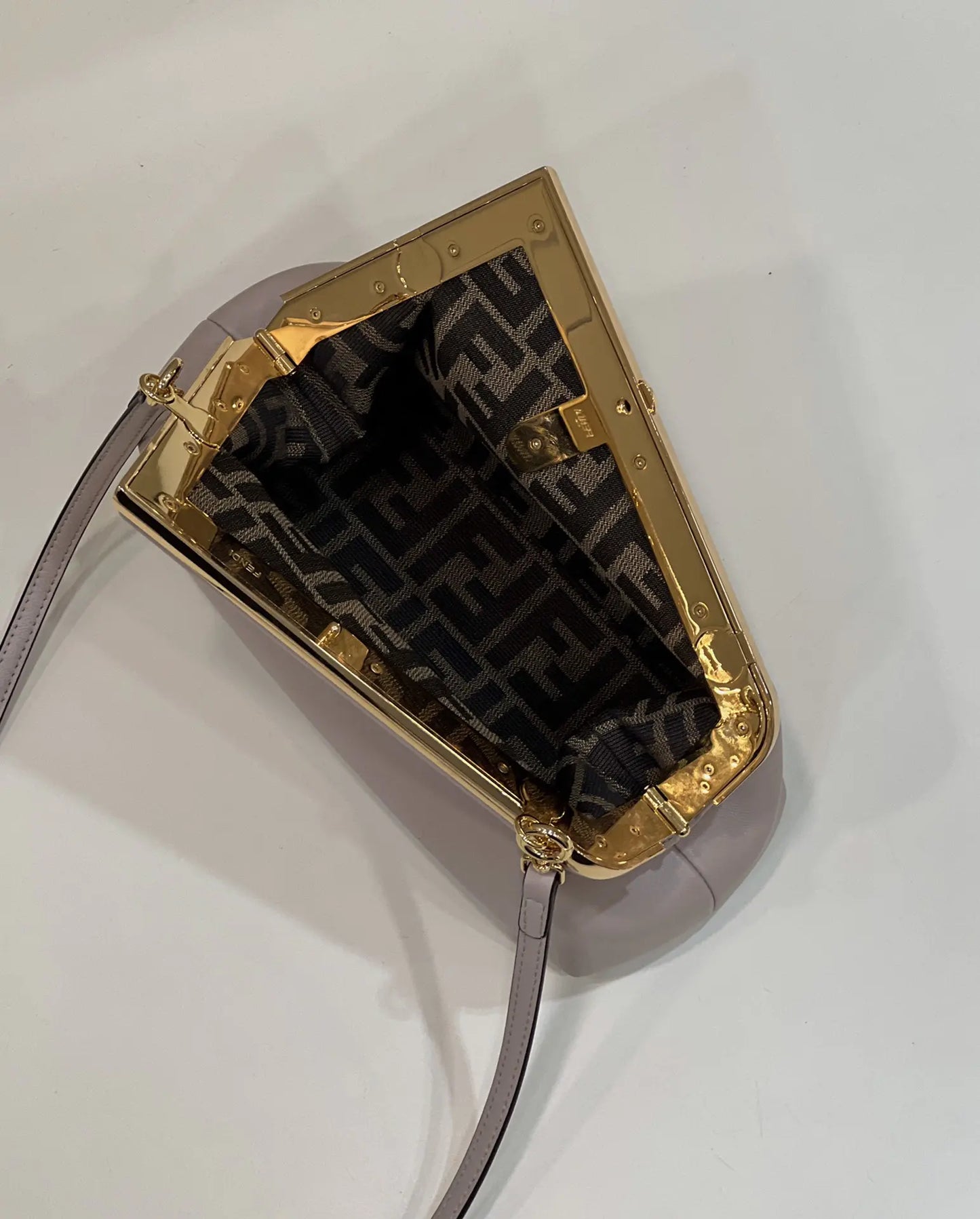 フェンディファースト