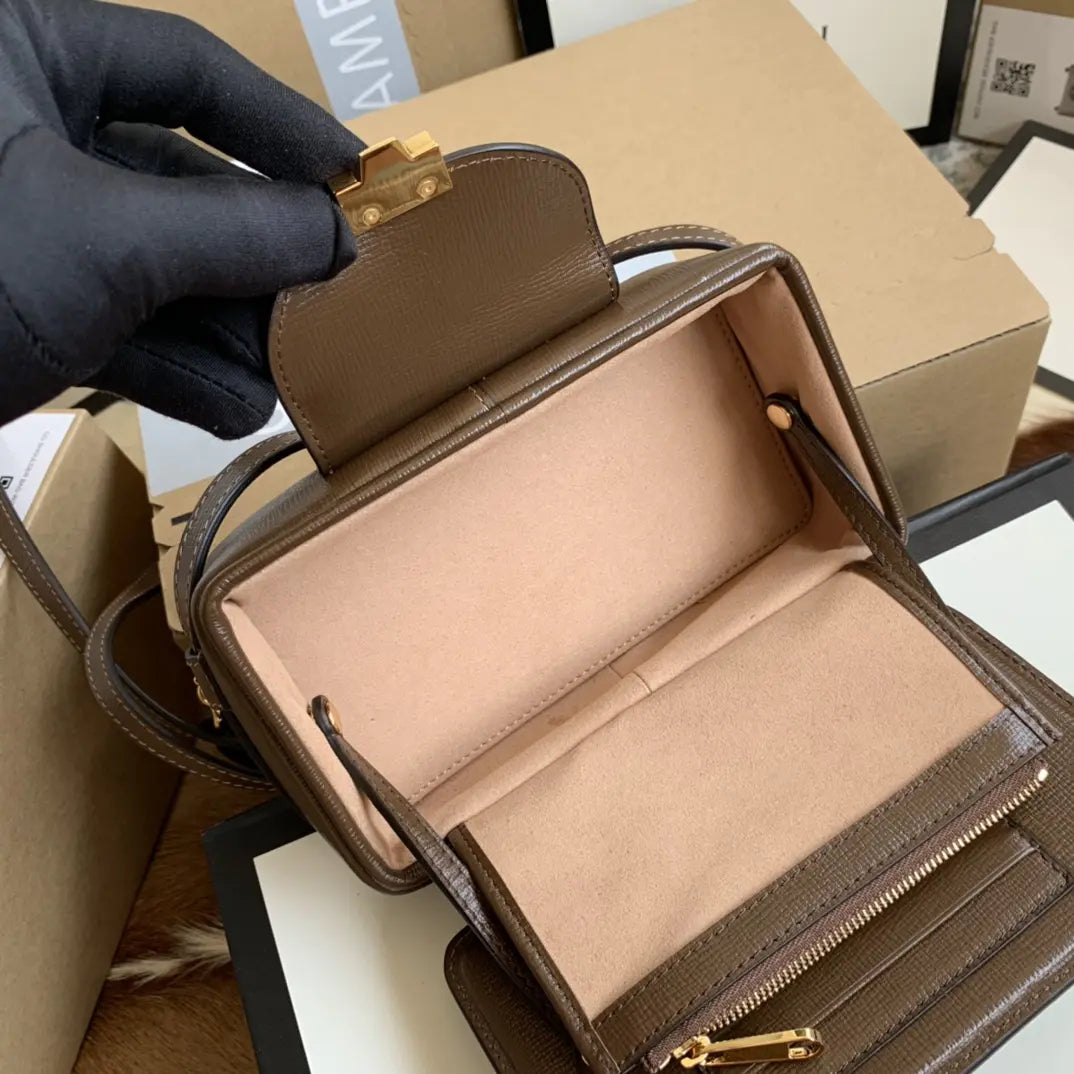 留め具付きGGミニバッグ