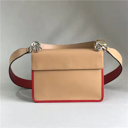 フェンディ カンイフ ショルダーバッグ