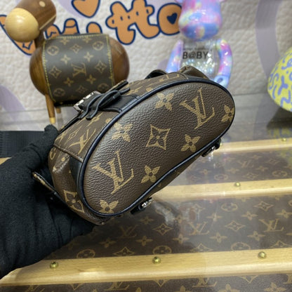 LV オンザゴー シルバー ソフト