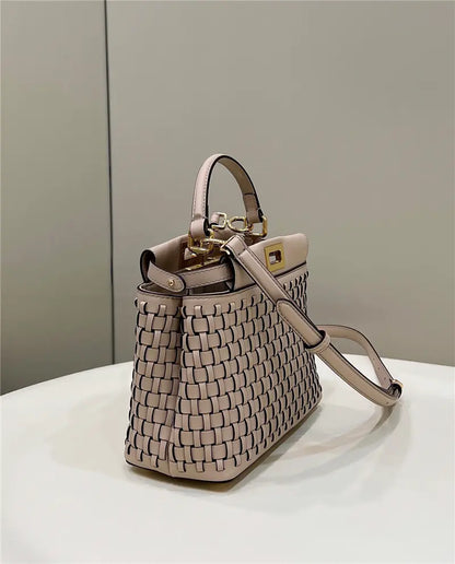 フェンディ ピーカブー スモールバッグ