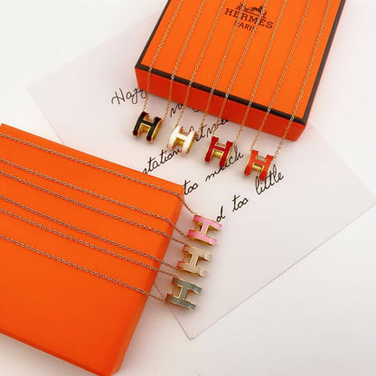 エルメスのロゴネックレスの卸売