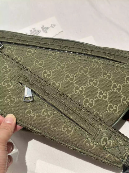 ベージュGGキャンバスのプリント入りラージベルトバッグ – BG066