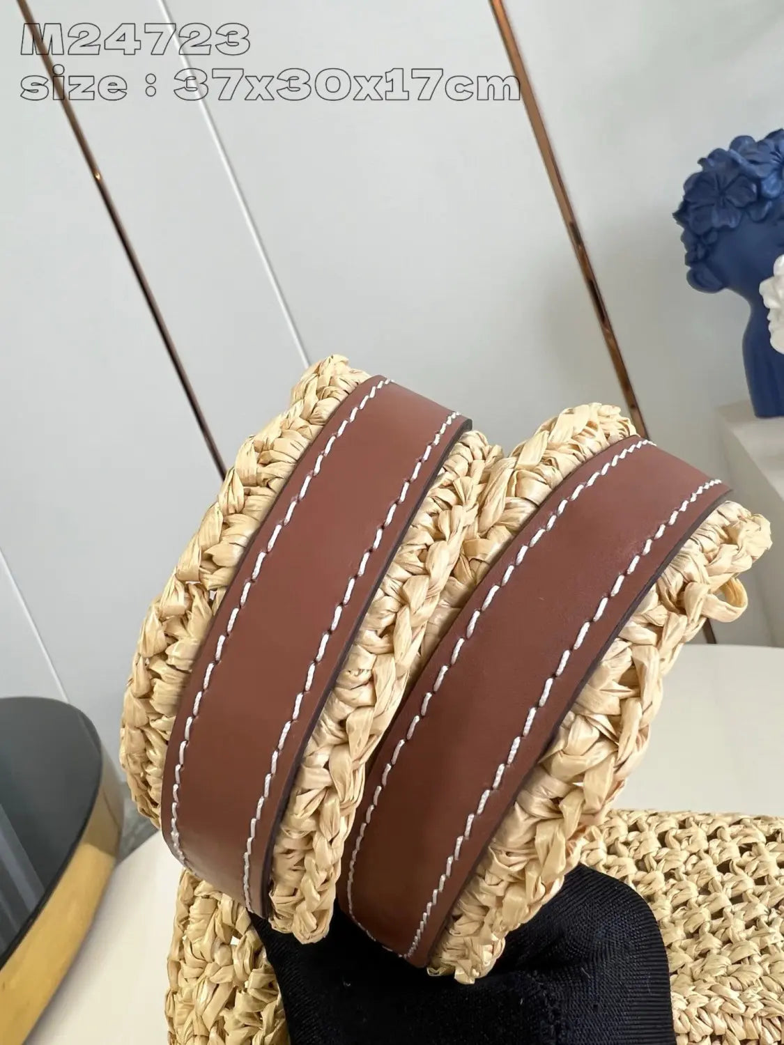 ルイ・ヴィトン M24723 オンザゴー MM