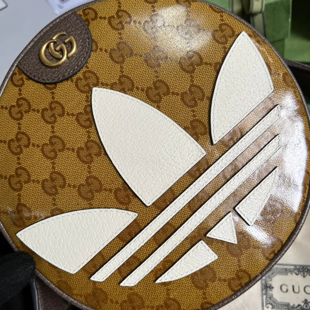 アディダス x グッチ オフィディア スモール ショルダーバッグ