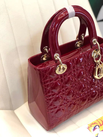 クリスチャン・ディオール ミディアム レディ ディオール バッグ