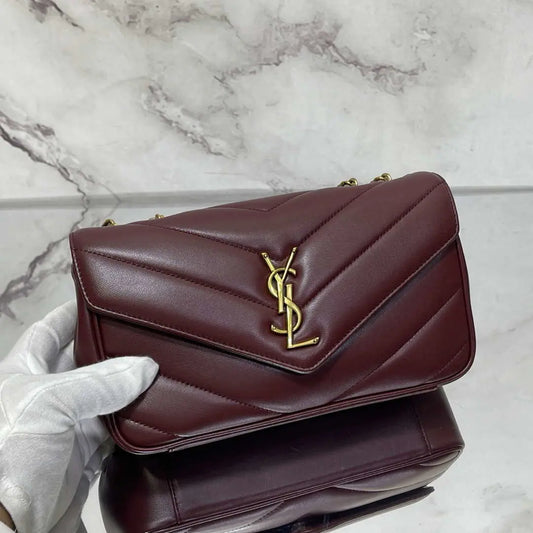 YSL 801437 ルル スモール マトラッセ ラムスキン ワインレッド