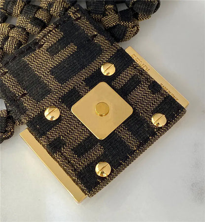 フェンディのバゲット織りバッグ