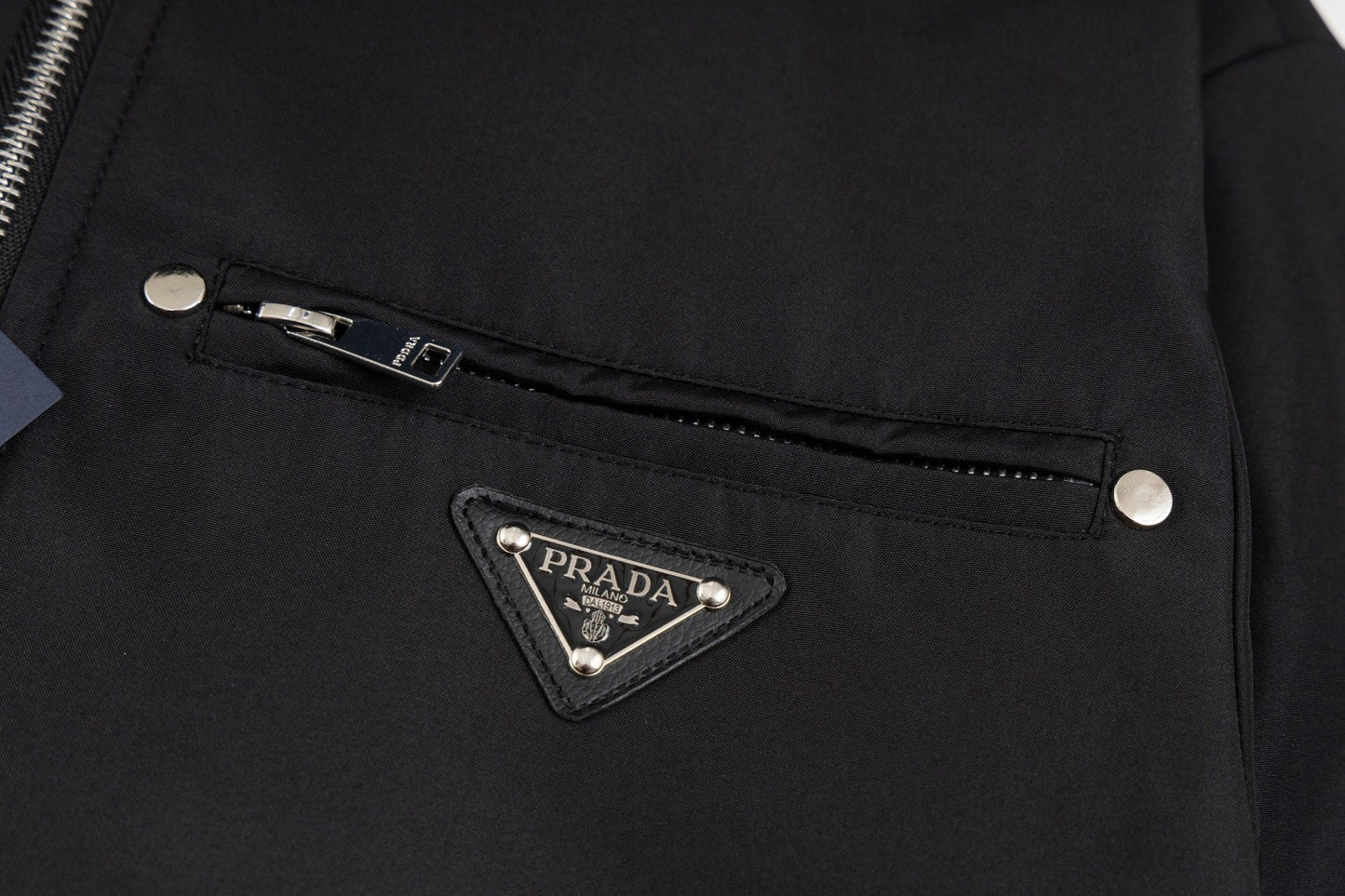 【PRADA旗艦店】プラダ ジャケット ご好評に付き再入荷！