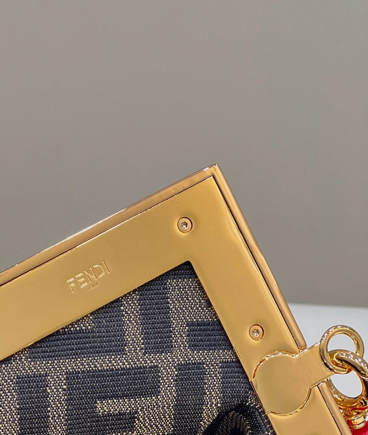 フェンディファースト