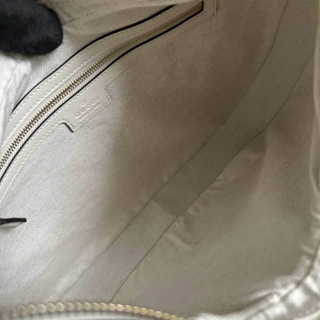 グッチ アタッシュ ラージ ショルダーバッグ