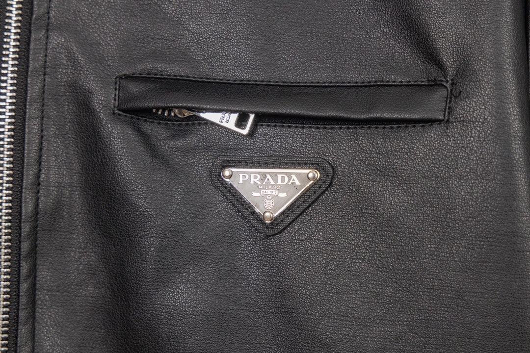 【PRADA旗艦店】プラダ ジャケット ご好評に付き再入荷！