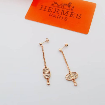 エルメスのロゴ入りイヤリングの偽物