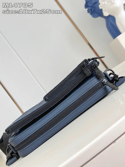 トリオ メッセンジャーバッグ ネイビーブルー モノグラムシャドウ M14785 – LW265