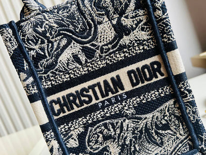 クリスチャン・ディオール ミニブックトート フォンバッグ