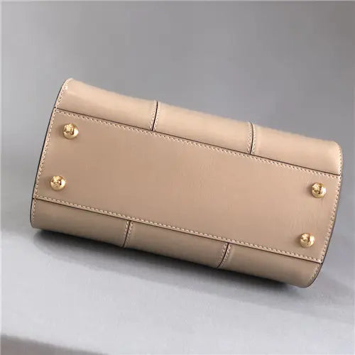 フェンディ ピーカブー ミニバッグ