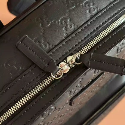 グッチ GGモノグラム ミディアム バックパック ブラック – BG070