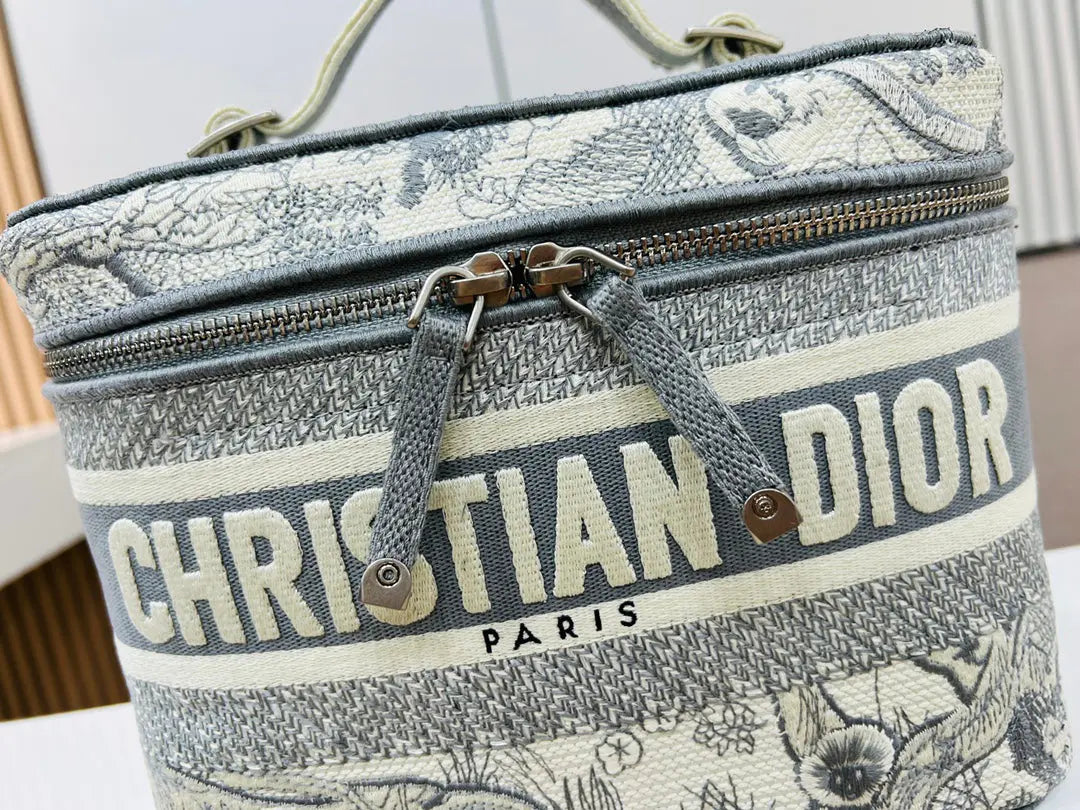 クリスチャン・ディオール コスメティックバッグ