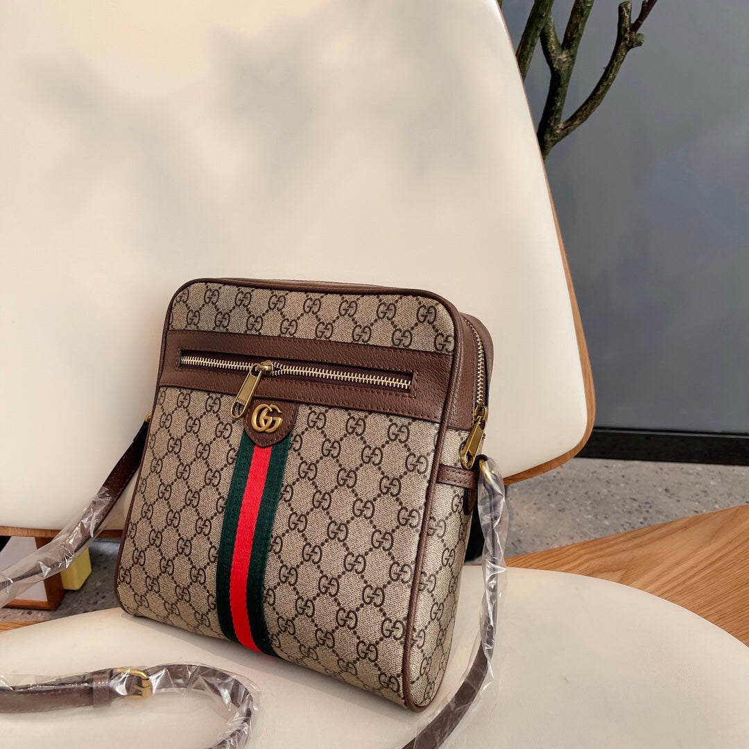 GUCCI〔オフィディア〕GGショルダーバッグ